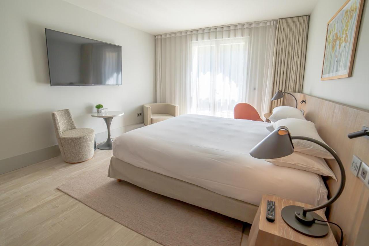 Le Grand Pavillon 샹티이 외부 사진
